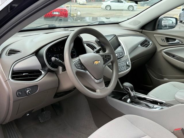 Used 2023 Chevrolet Malibu LT image 11
