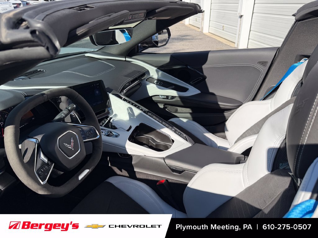 Used 2024 Chevrolet Corvette E-Ray AWD/4WD image 8