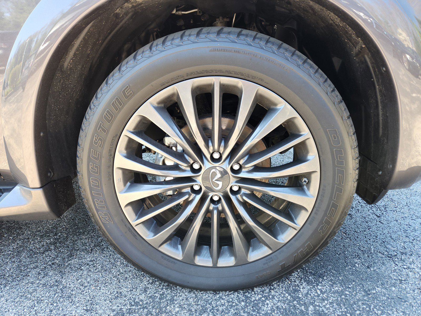 Certified 2024 INFINITI QX80 Sensory w/ All-Season Package AWD/4WD image 7