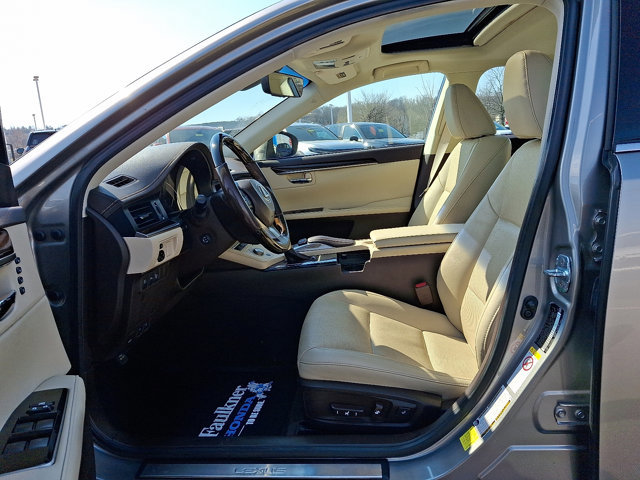 Used 2017 Lexus ES 350 w/ Navigation System Package image 13