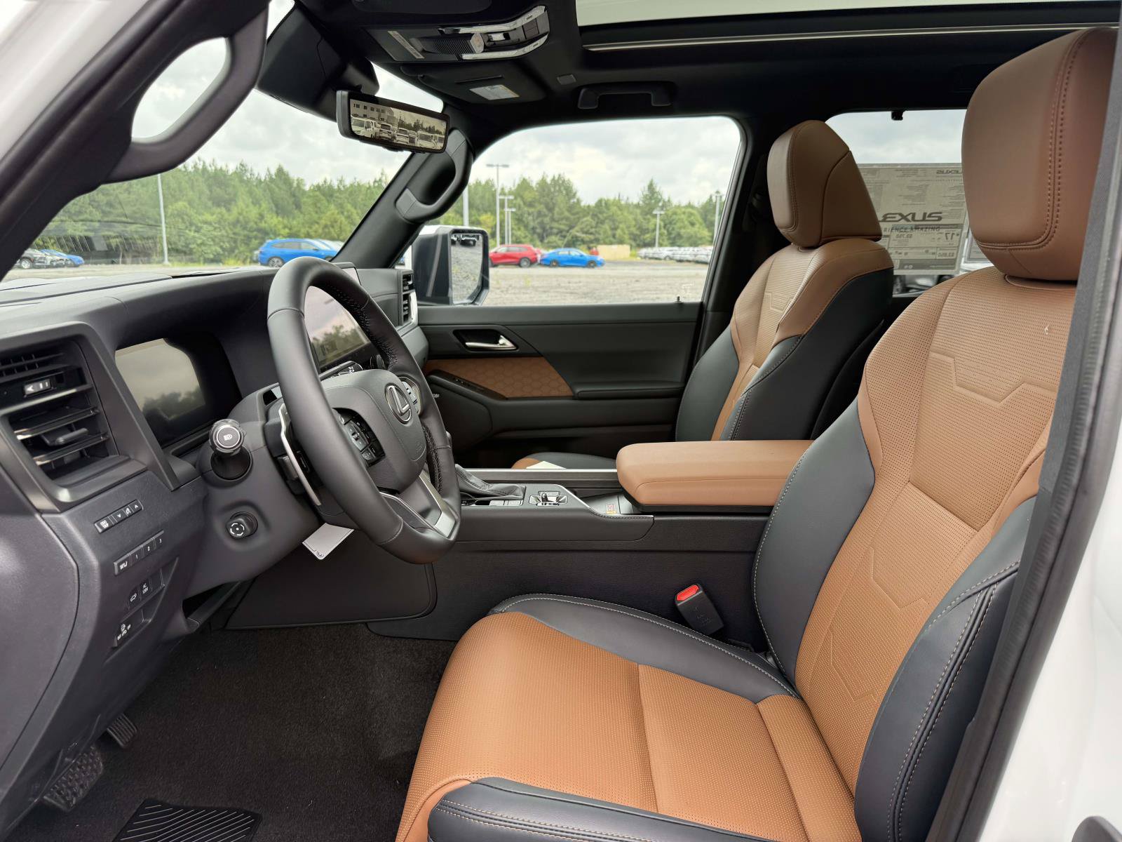 New 2026 Lexus GX 550 w/ Accessory Package (2T) AWD/4WD image 12