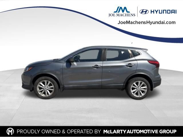 Used 2018 Nissan Rogue Sport S w/ S Appearance Package AWD/4WD image 2