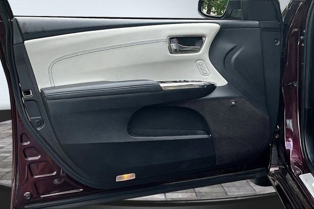 Used 2018 Toyota Avalon Limited w/ Protection Package FWD image 20