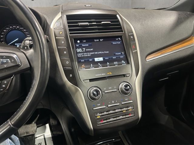 Used 2019 Lincoln MKC Select w/ Vista Value Package AWD/4WD image 16