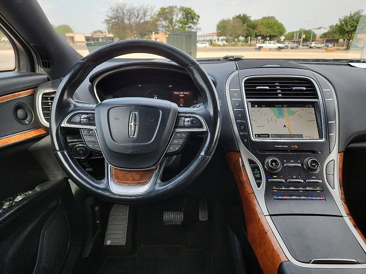 Used 2019 Lincoln Nautilus Reserve image 6