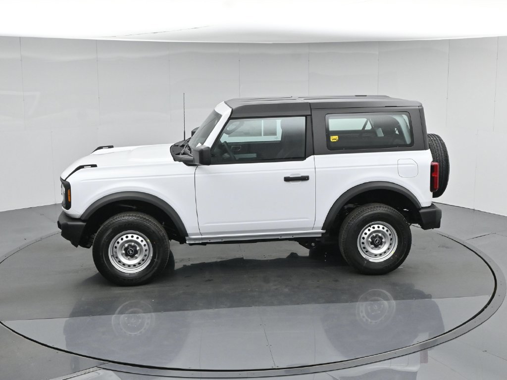 New 2026 Ford Bronco 2-Door AWD/4WD image 40