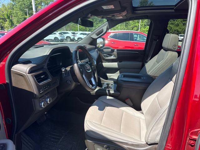 Certified 2023 GMC Yukon SLT w/ SLT Premium Package AWD/4WD image 6