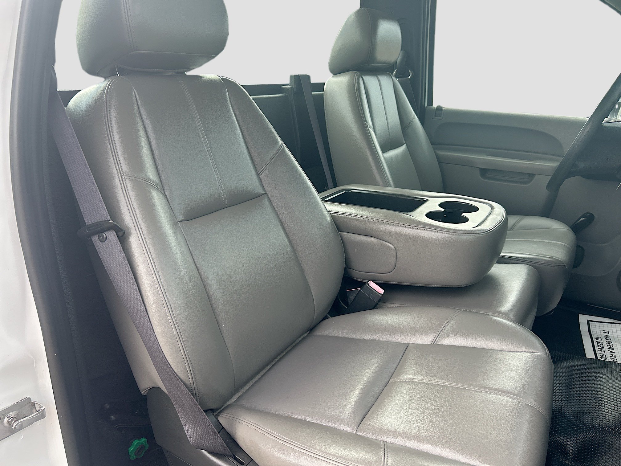 Used 2011 GMC Sierra 3500 W/T RWD image 25