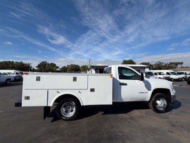 Used 2009 GMC Sierra 3500 W/T image 5