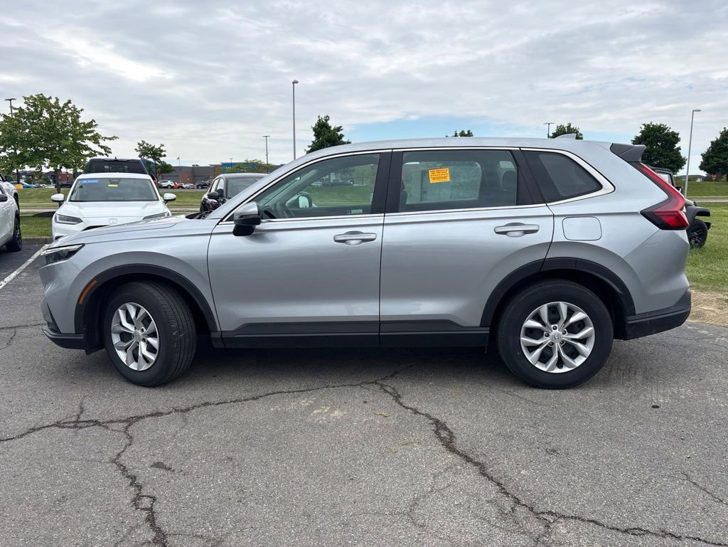 Used 2024 Honda CR-V LX image 7