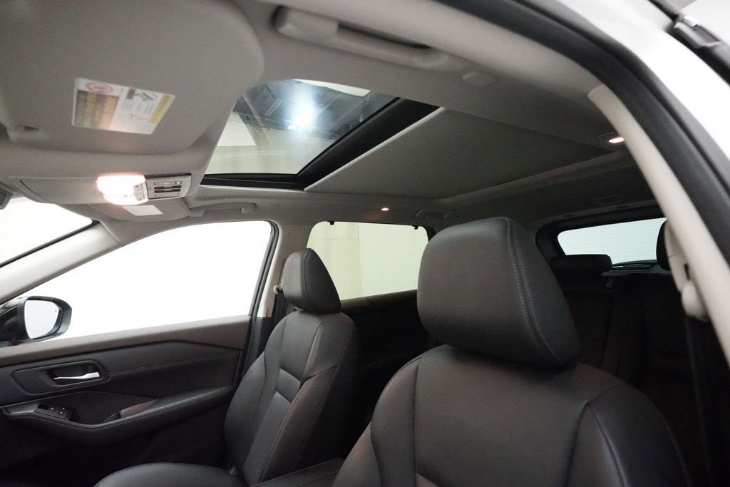Certified 2023 Nissan Rogue SV w/ SV Premium B Package AWD/4WD image 32