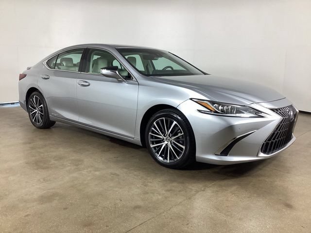Used 2022 Lexus ES 300h w/ Premium Package FWD image 5