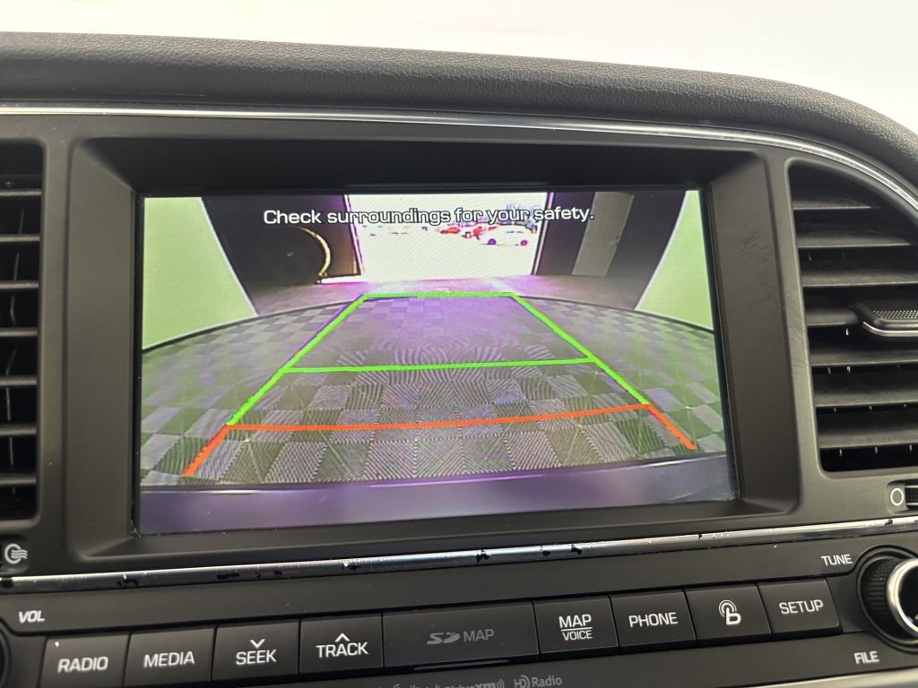 Used 2017 Hyundai Elantra Limited w/ Limited Tech Package 04 image 37