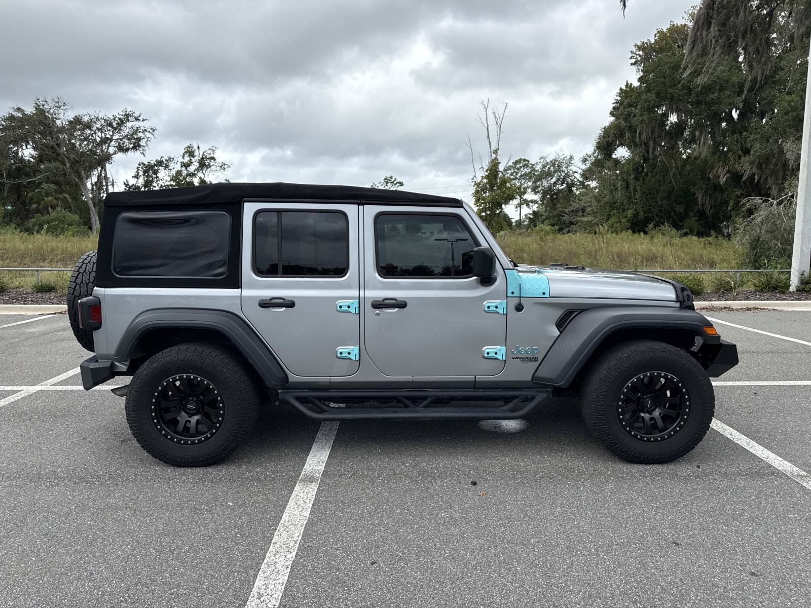 Used 2018 Jeep Wrangler Unlimited Sport S AWD/4WD image 2