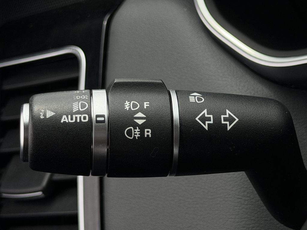 Used 2015 Land Rover Range Rover Sport Supercharged AWD/4WD image 22