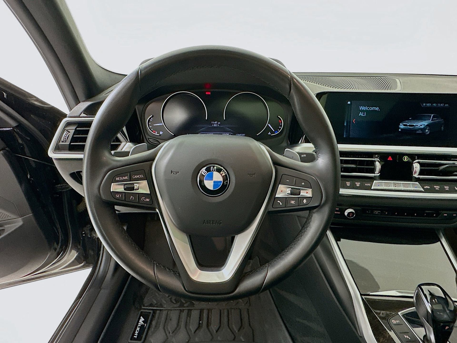 Used 2020 BMW 330i xDrive Sedan AWD/4WD image 12