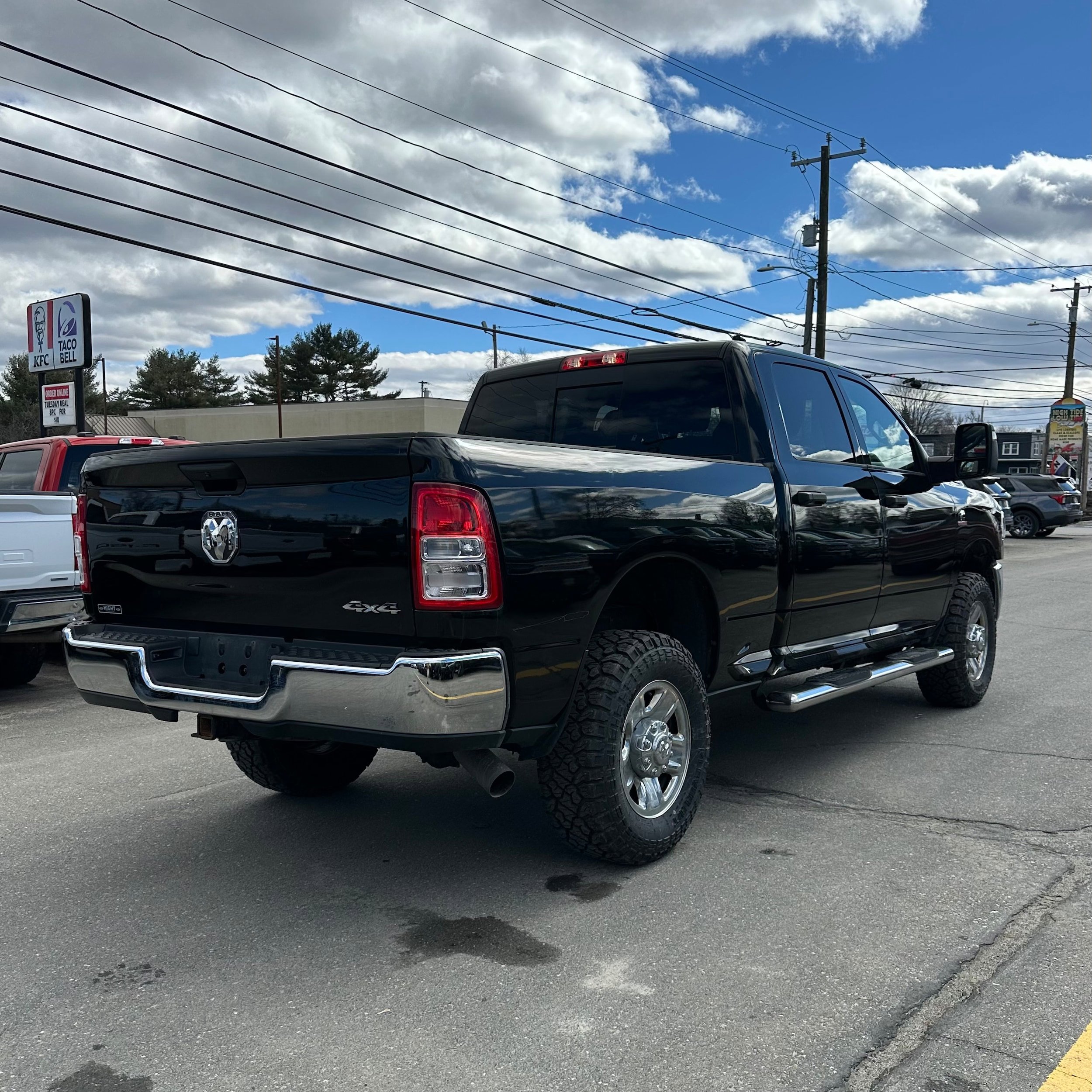 Used 2023 RAM 2500 Tradesman AWD/4WD image 3