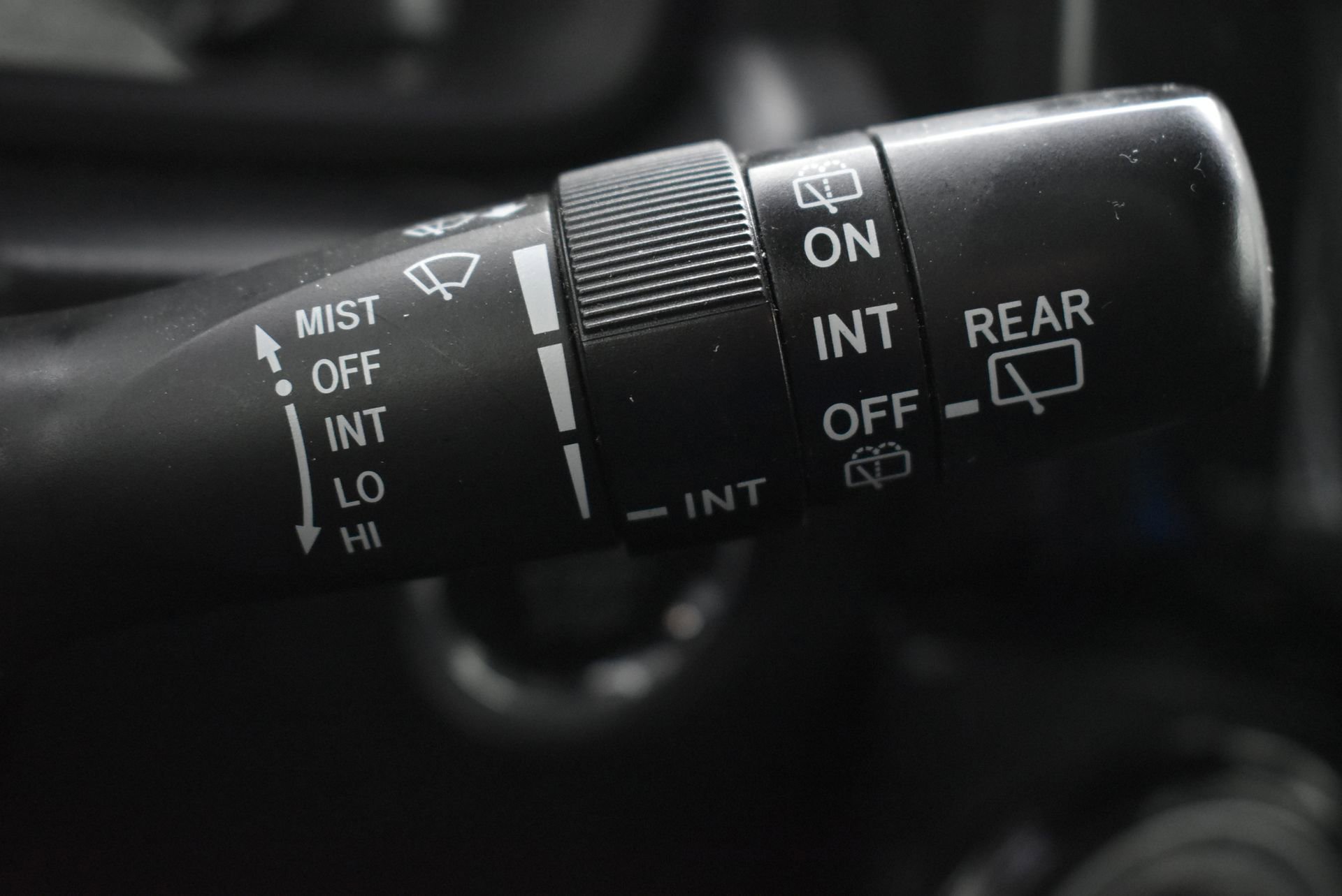 Used 2019 Toyota 4Runner Limited AWD/4WD image 25