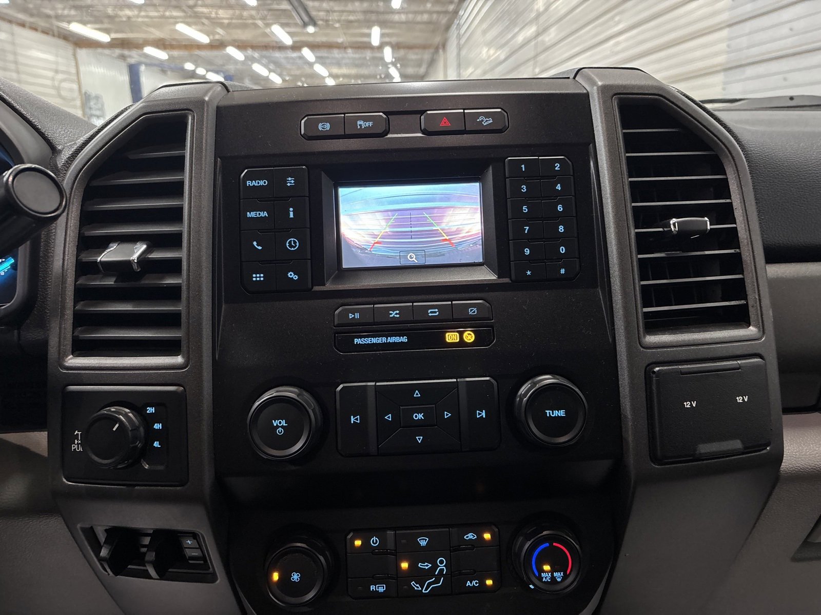Used 2020 Ford F250 XL w/ STX Appearance Package image 20