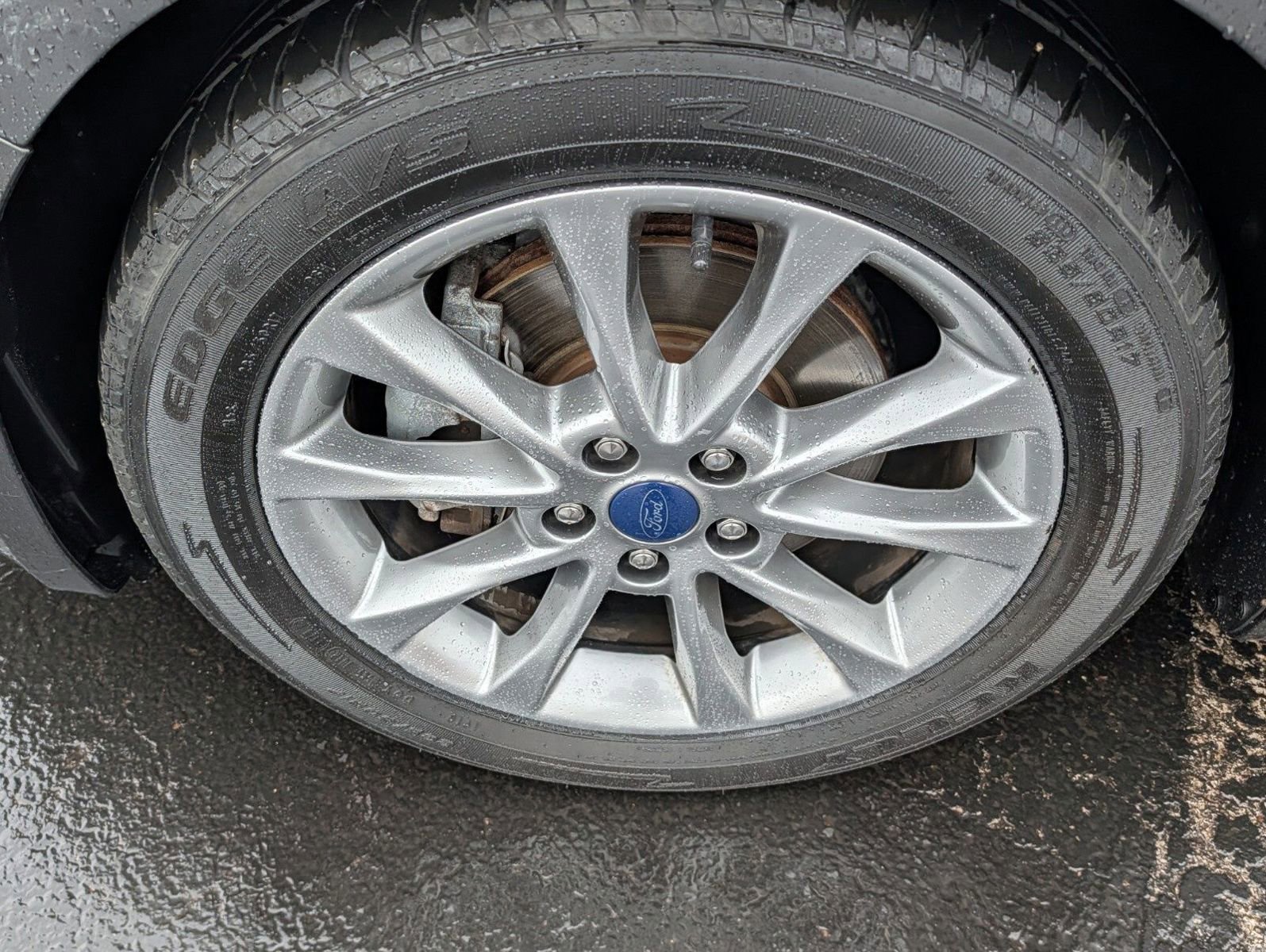 Used 2017 Ford Fusion SE image 14
