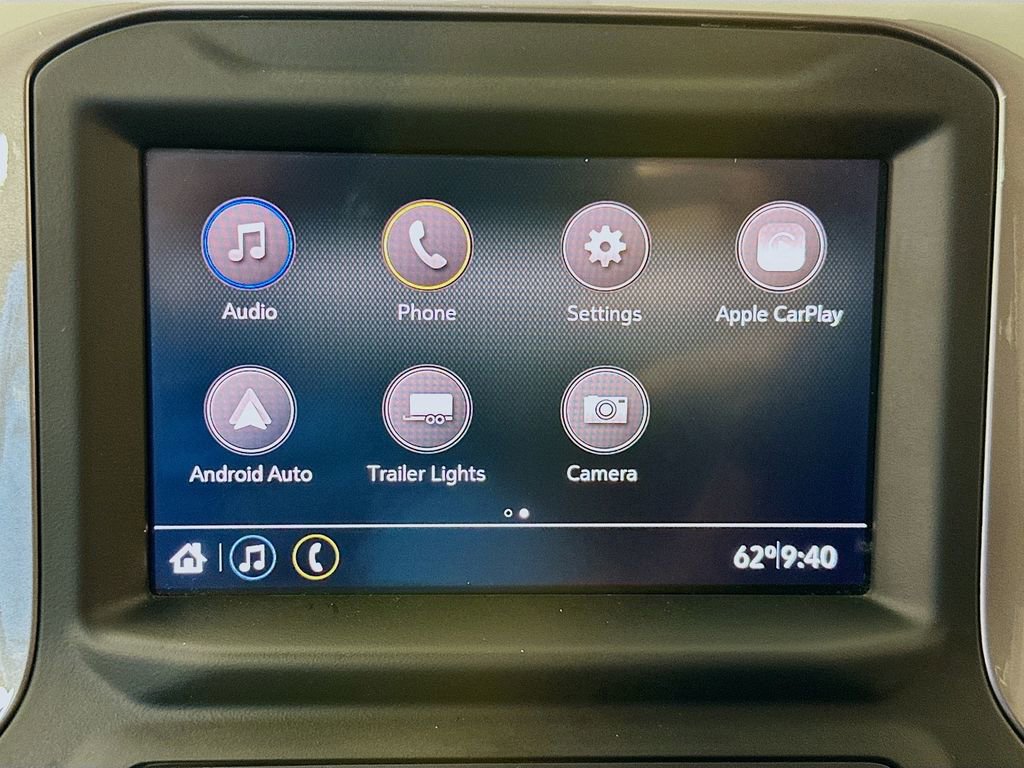 Used 2020 Chevrolet Silverado 2500 Custom w/ Custom Convenience Package image 14