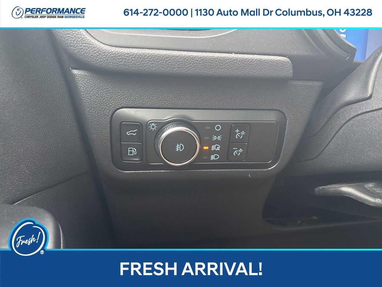 Used 2024 Ford Escape SE image 21
