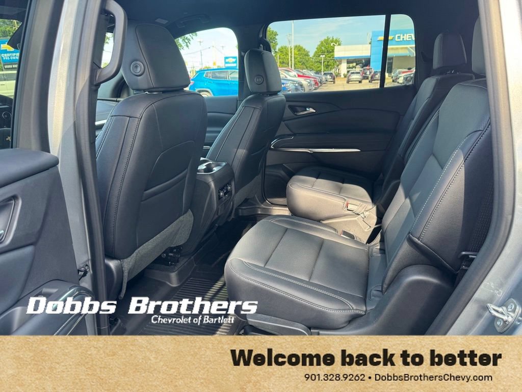 Used 2026 Chevrolet Traverse LT w/ Driver Confidence Package AWD/4WD image 33