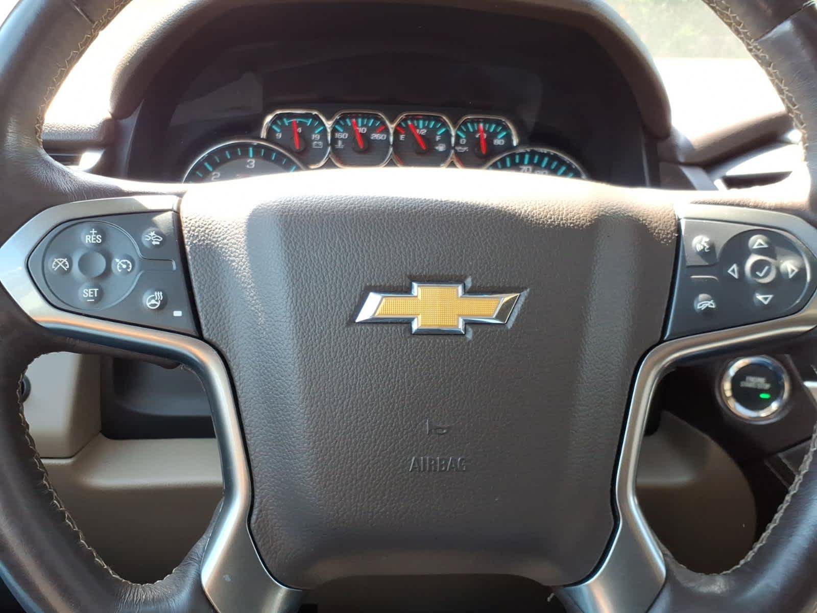 Used 2020 Chevrolet Suburban LT AWD/4WD image 35