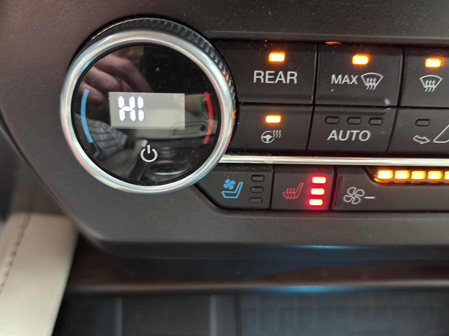 Used 2021 Ford Expedition Platinum image 31