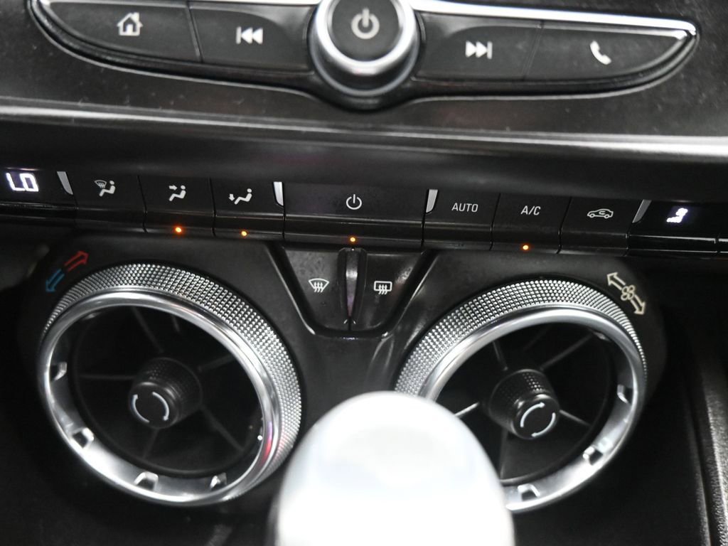 Used 2019 Chevrolet Camaro LT image 16