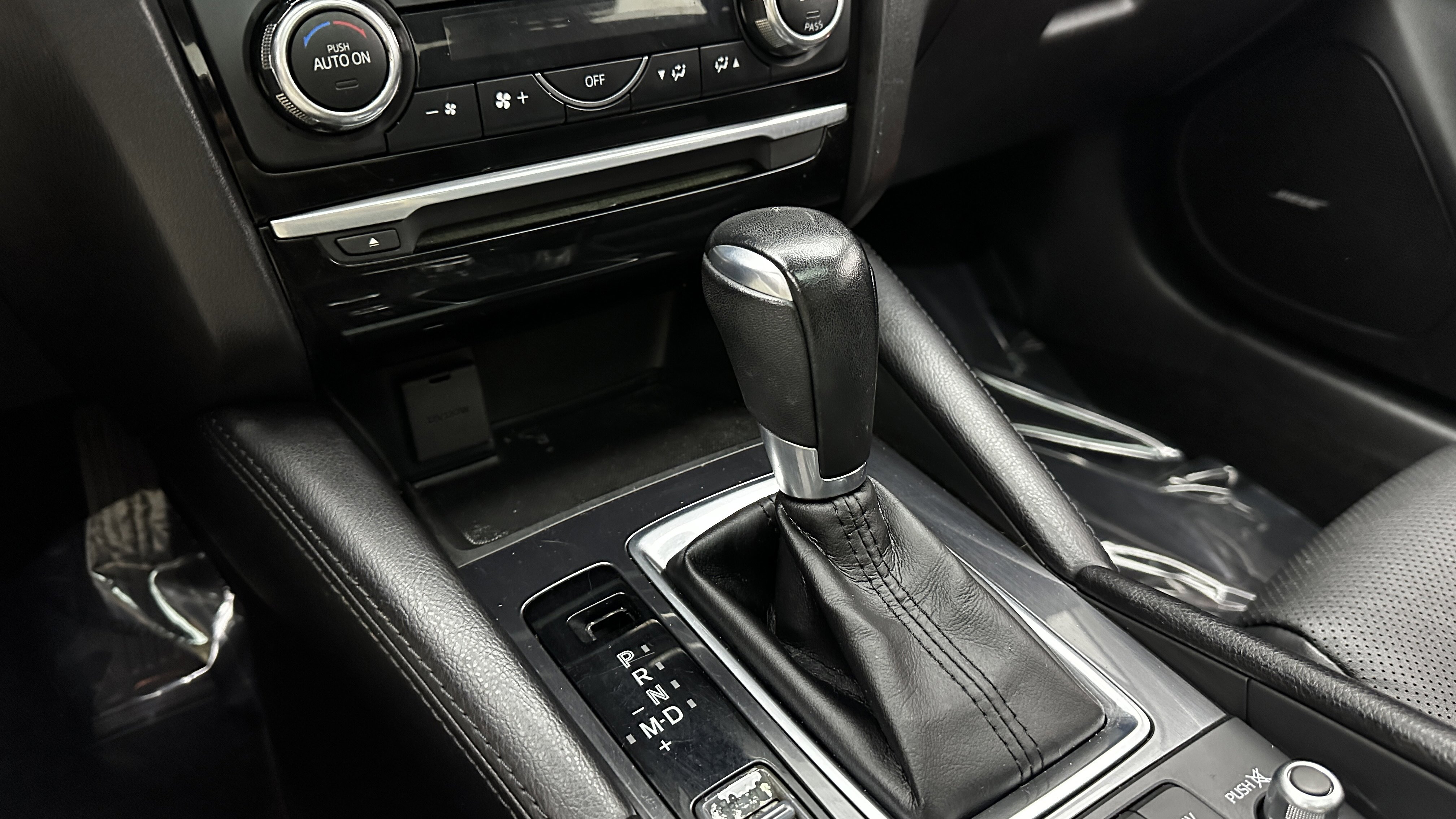 Used 2017 MAZDA MAZDA6 Touring image 16