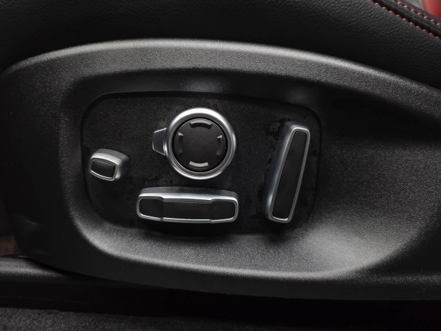 Used 2020 Jaguar F-PACE R-Sport AWD/4WD image 31