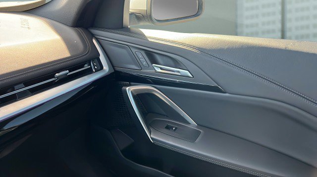 Used 2025 BMW X1 xDrive28i image 28