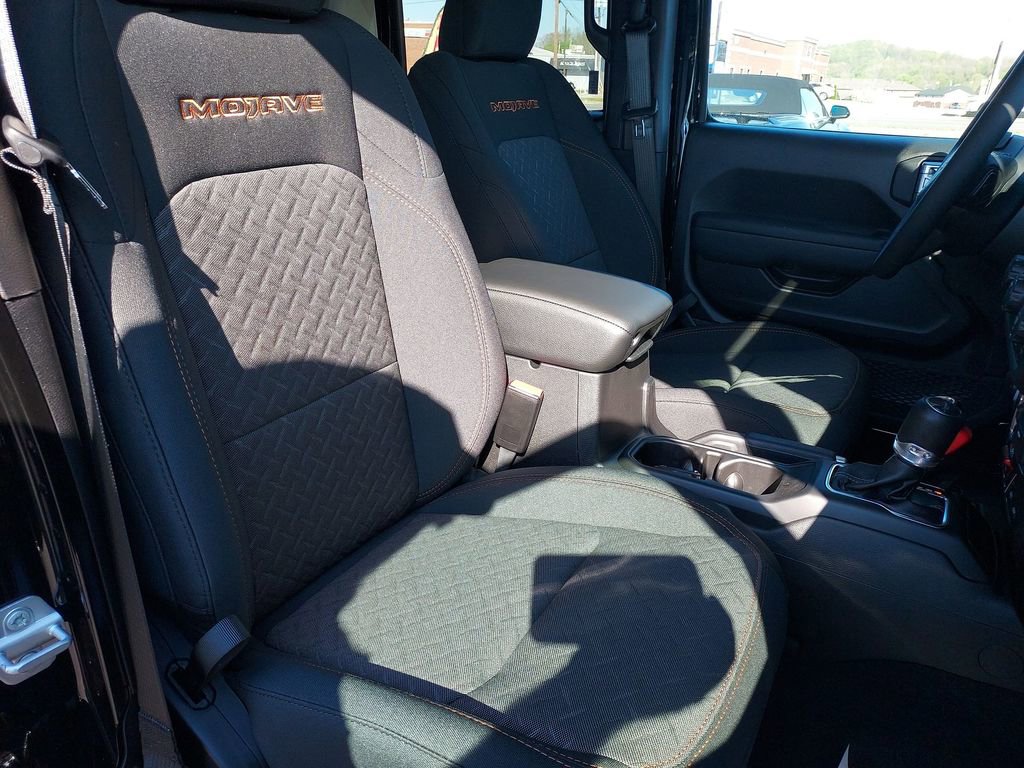 New 2026 Jeep Gladiator Mojave AWD/4WD image 29