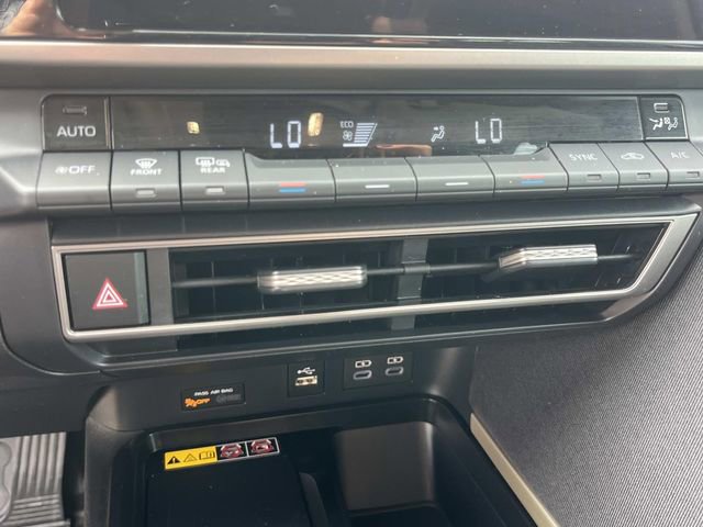 Used 2026 Toyota Camry LE FWD image 34