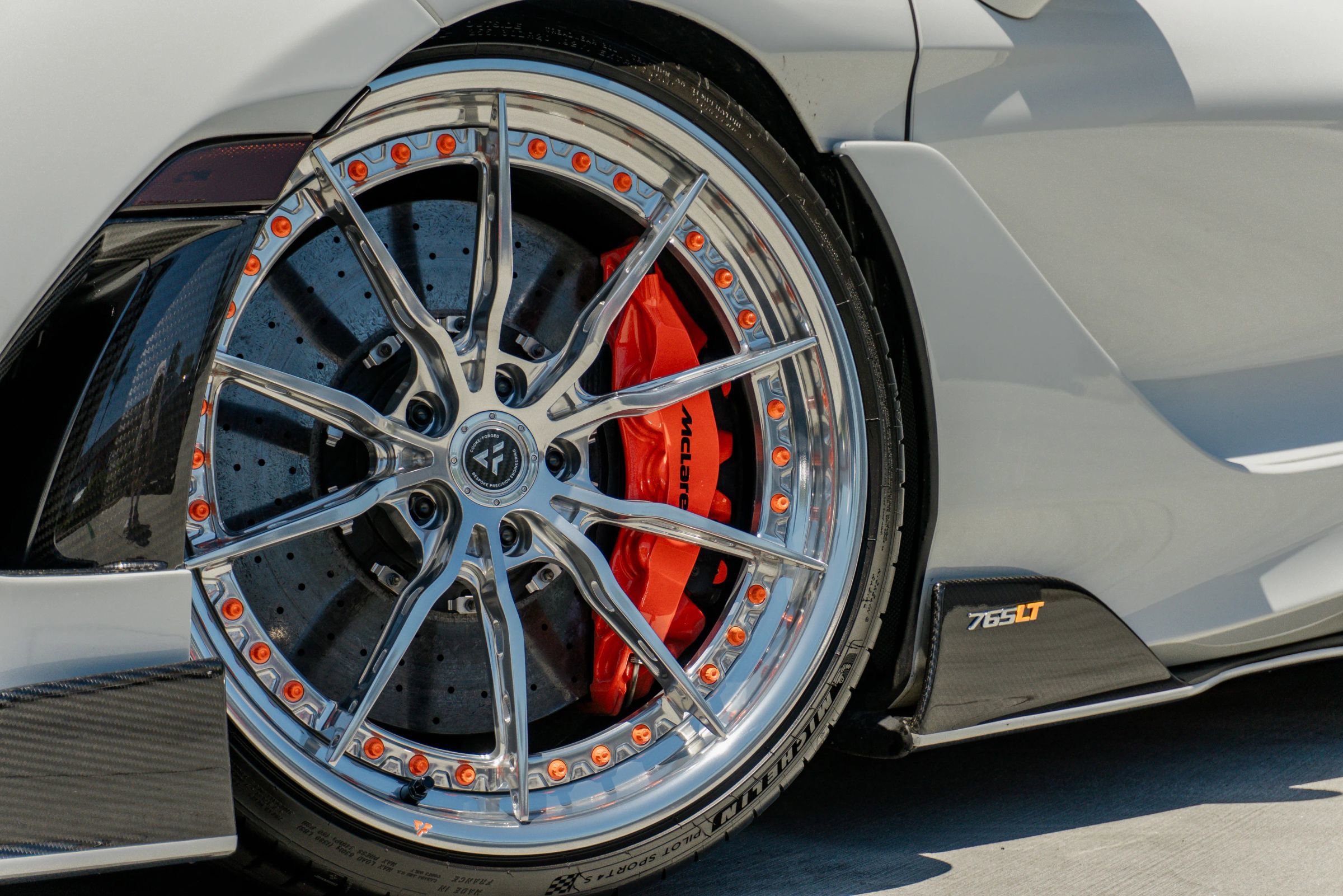Used 2022 McLaren 765LT RWD image 28