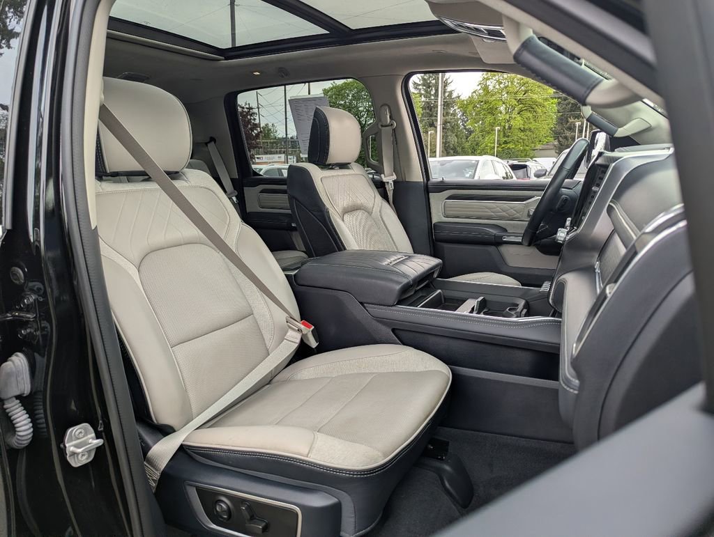Used 2024 RAM 1500 Limited AWD/4WD image 42
