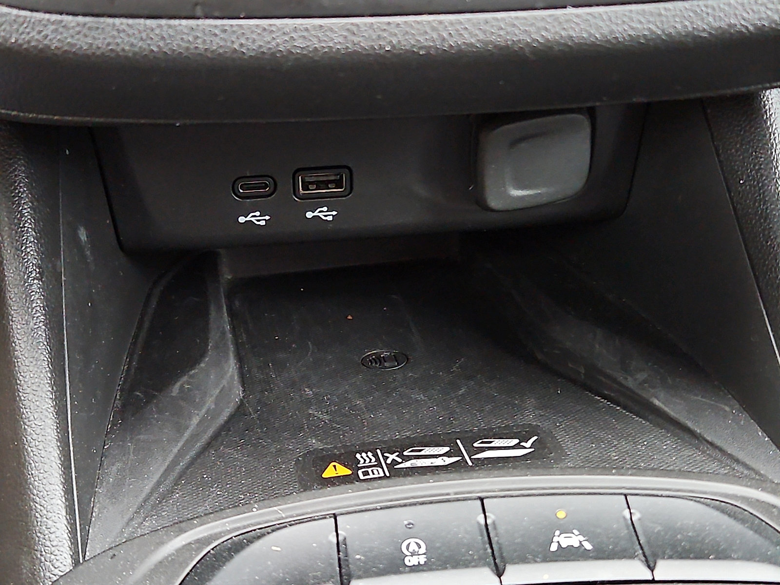 Certified 2024 Buick Envista Preferred w/ Convenience I Package image 23