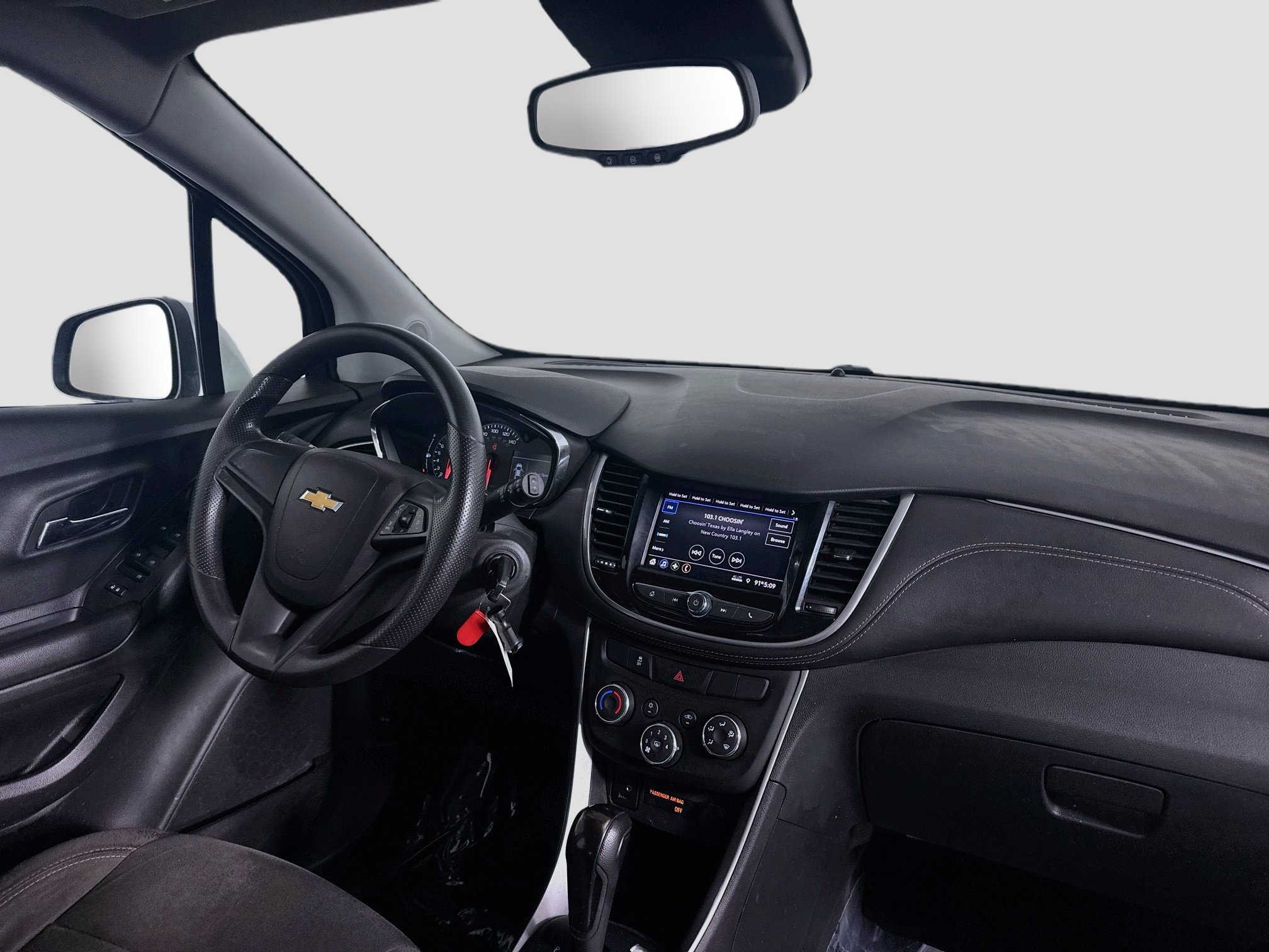 Used 2021 Chevrolet Trax LS FWD image 28