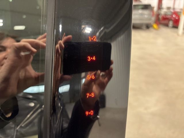 Used 2021 Ford Explorer XLT w/ Equipment Group 202A image 17