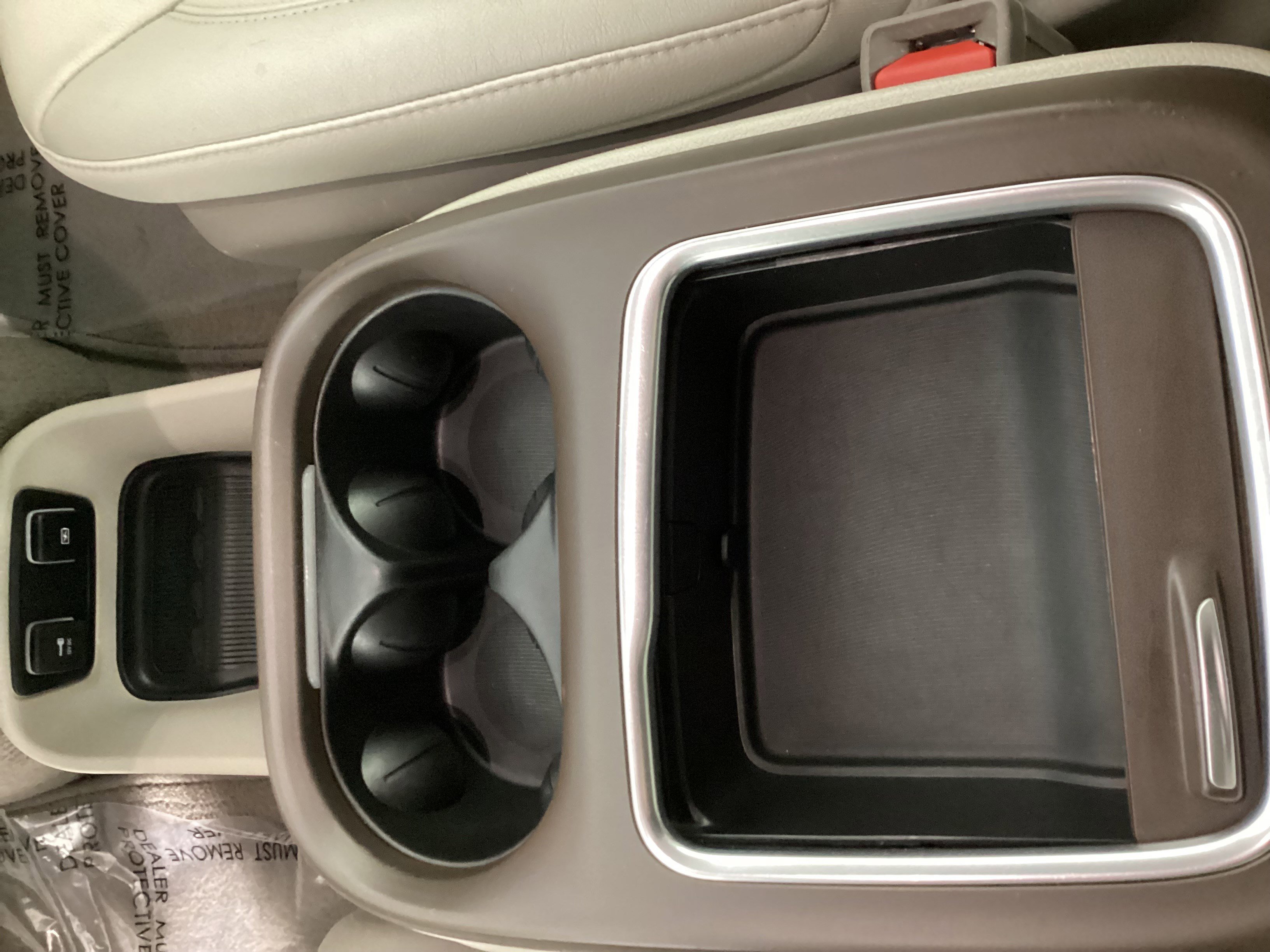 Used 2021 Chrysler Pacifica Touring-L image 21