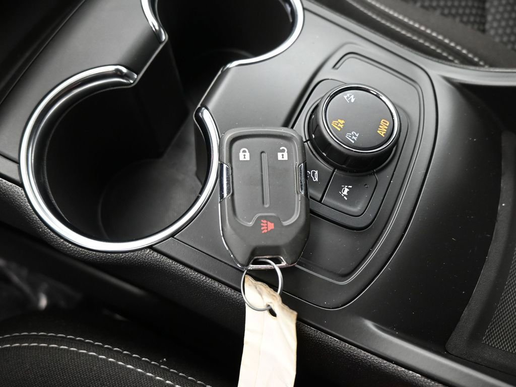 Certified 2024 GMC Terrain SLE image 15