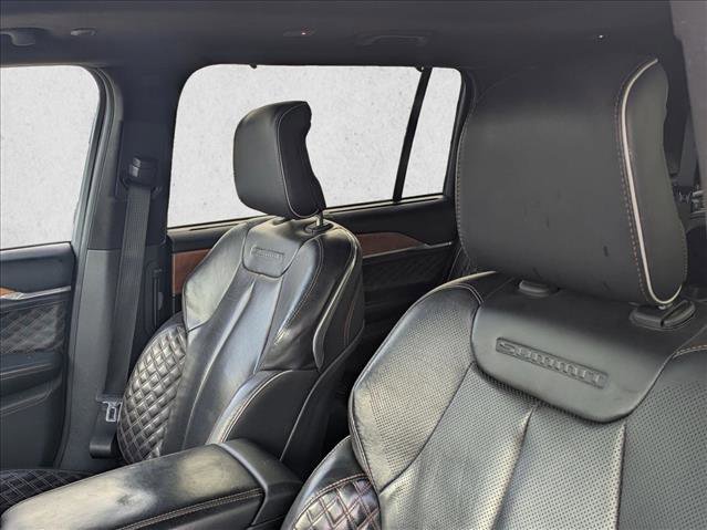 Used 2021 Jeep Grand Cherokee L Summit AWD/4WD image 10