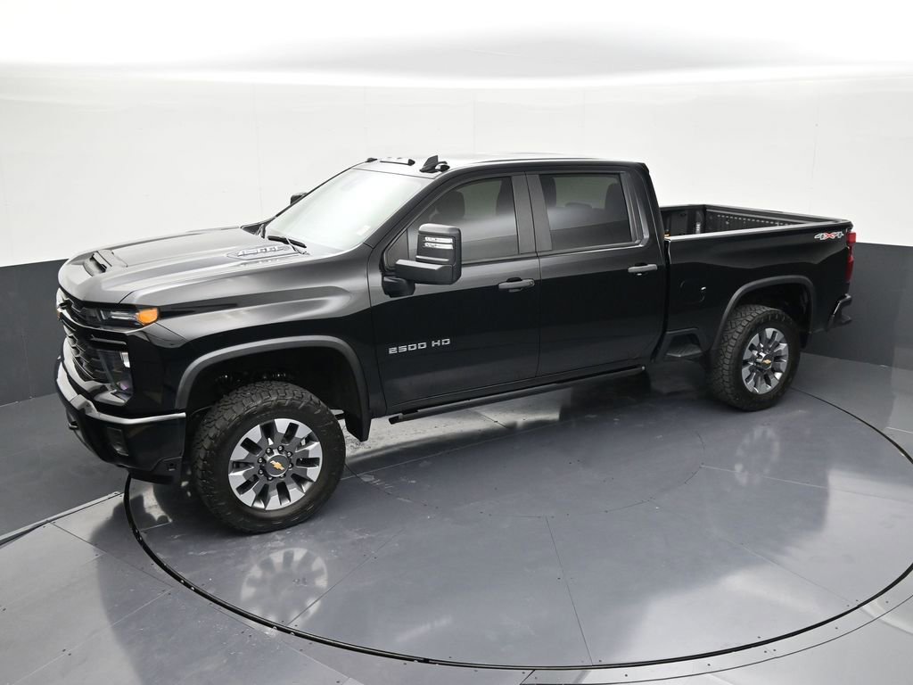 Used 2024 Chevrolet Silverado 2500 Custom w/ Custom Value Package AWD/4WD image 12