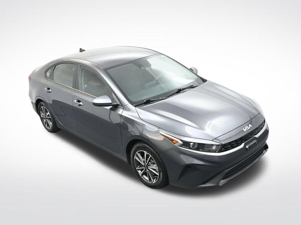 Used 2024 Kia Forte LXS FWD image 23