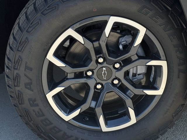 New 2026 Chevrolet Equinox ACTIV w/ Convenience Package III image 10