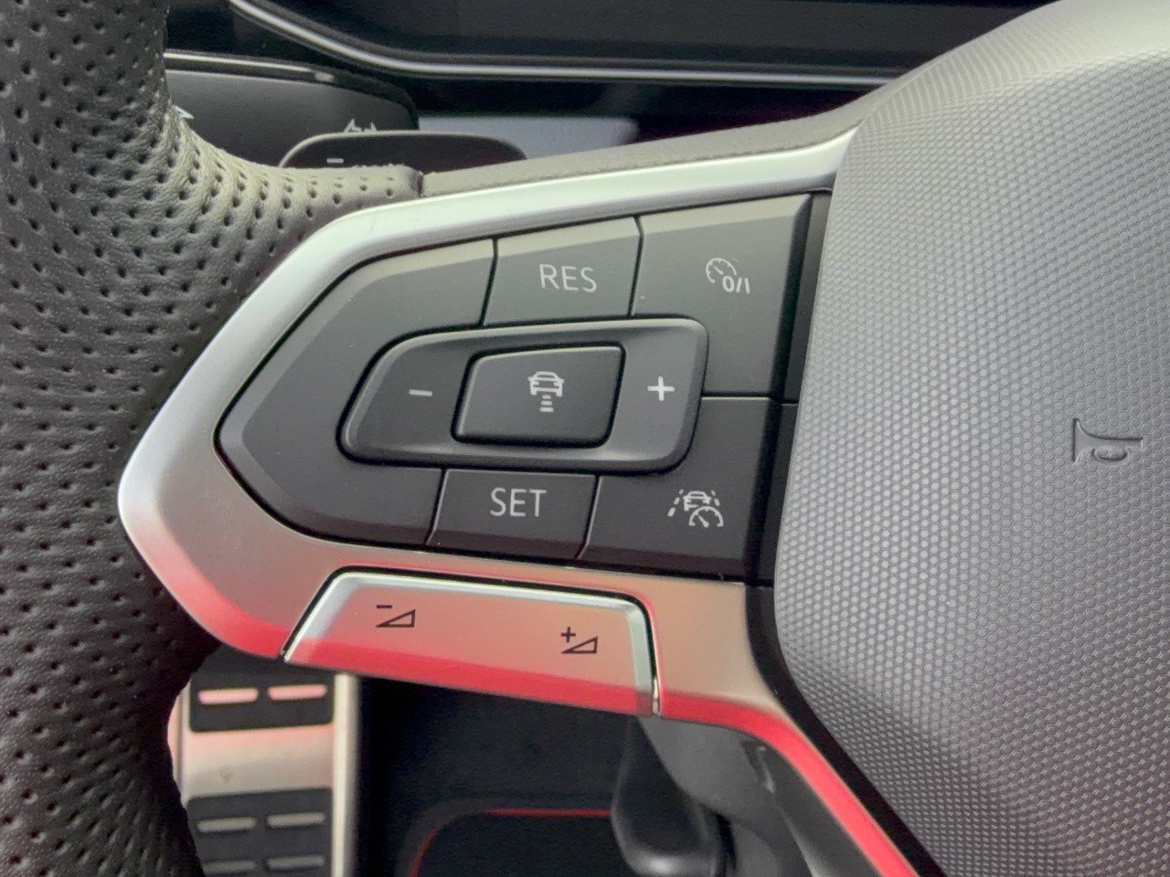 New 2027 Volkswagen Jetta GLI Autobahn FWD image 18