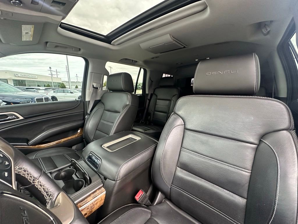 Used 2015 GMC Yukon Denali w/ Touring Package image 12