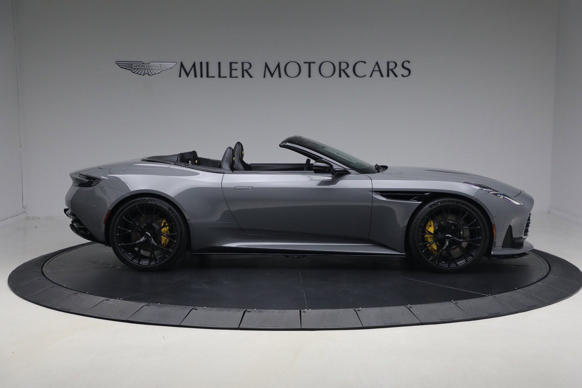 New 2026 Aston Martin DB12 Convertible image 9
