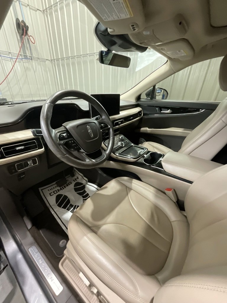 Used 2022 Lincoln Nautilus Reserve w/ Cargo Utility Package image 9